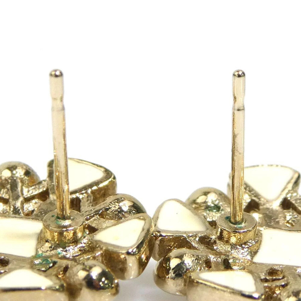 CHANEL Gold Pearl Earrings - Picture 7 of 10